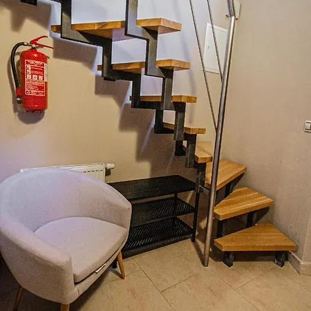 Modern And Spacious In Center Appartamento *